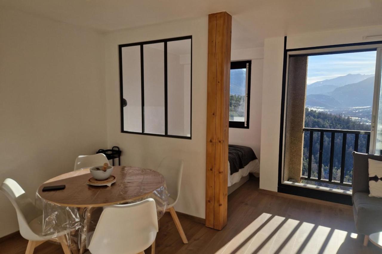 Rare Pearl With An Incredible View Of All Briancon Extérieur photo